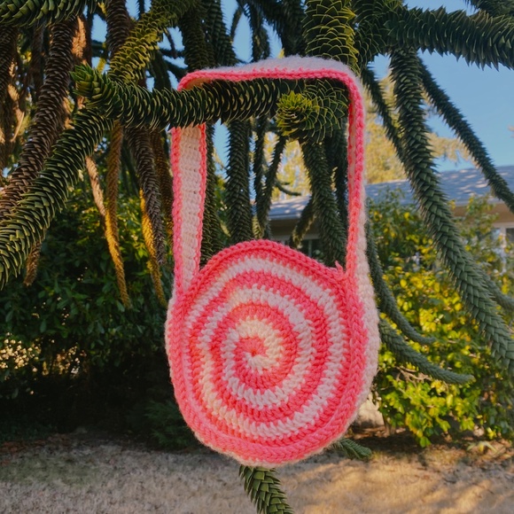 Candy Crochet Purse - Picture 3 of 4